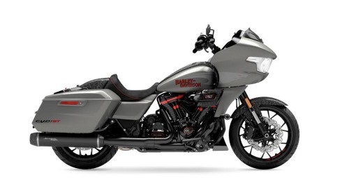 CVO ROAD GLIDE ST MERCURY SILVER