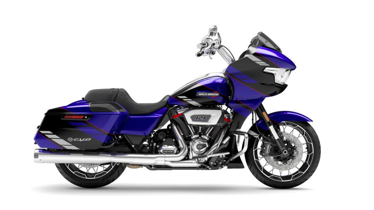 CVO ROAD GLIDE BLUE STREAK