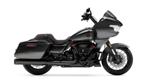 CVO ROAD GLIDE RAVEN FADE