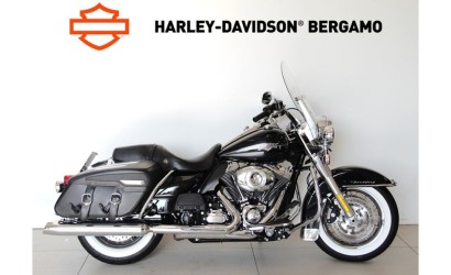 FLHRC ROAD KING CLASSIC MY2013