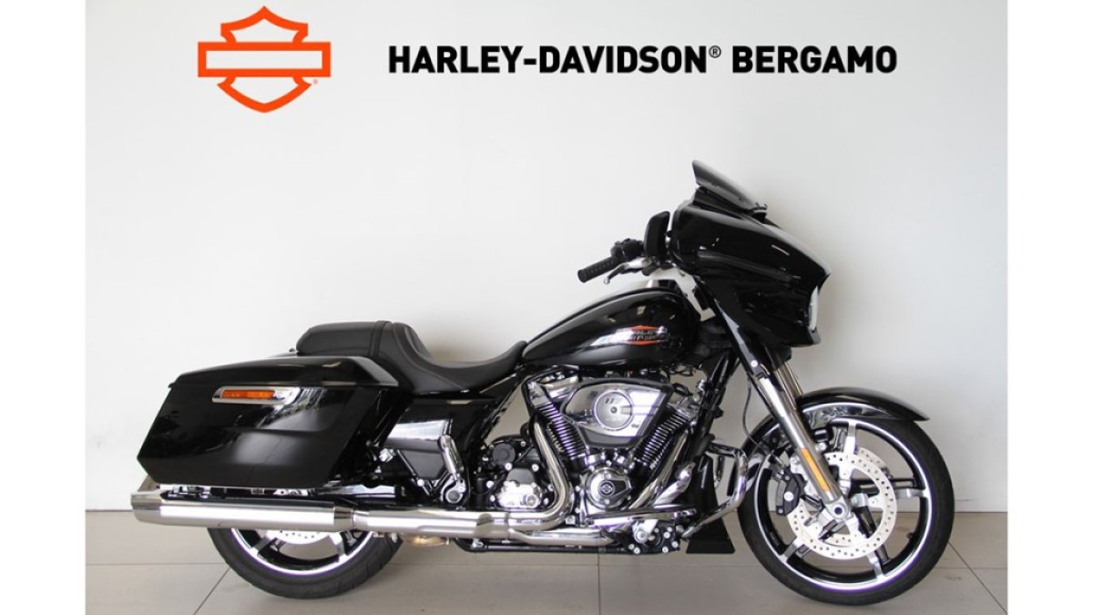 FLHX STREET GLIDE MY25
