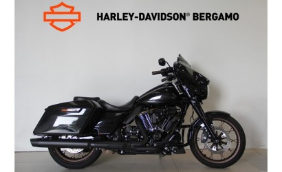 FLHXST STREET GLIDE ST MY2022