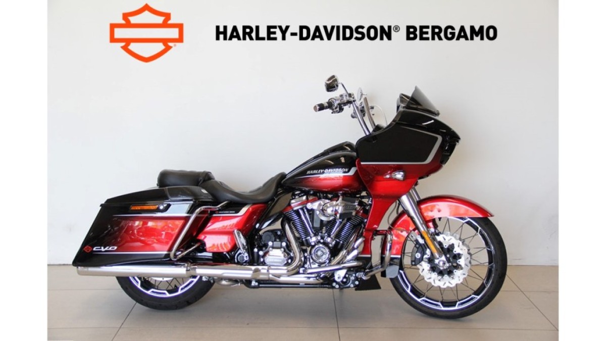 FLTRXSE CVO ROAD GLIDE MY21 