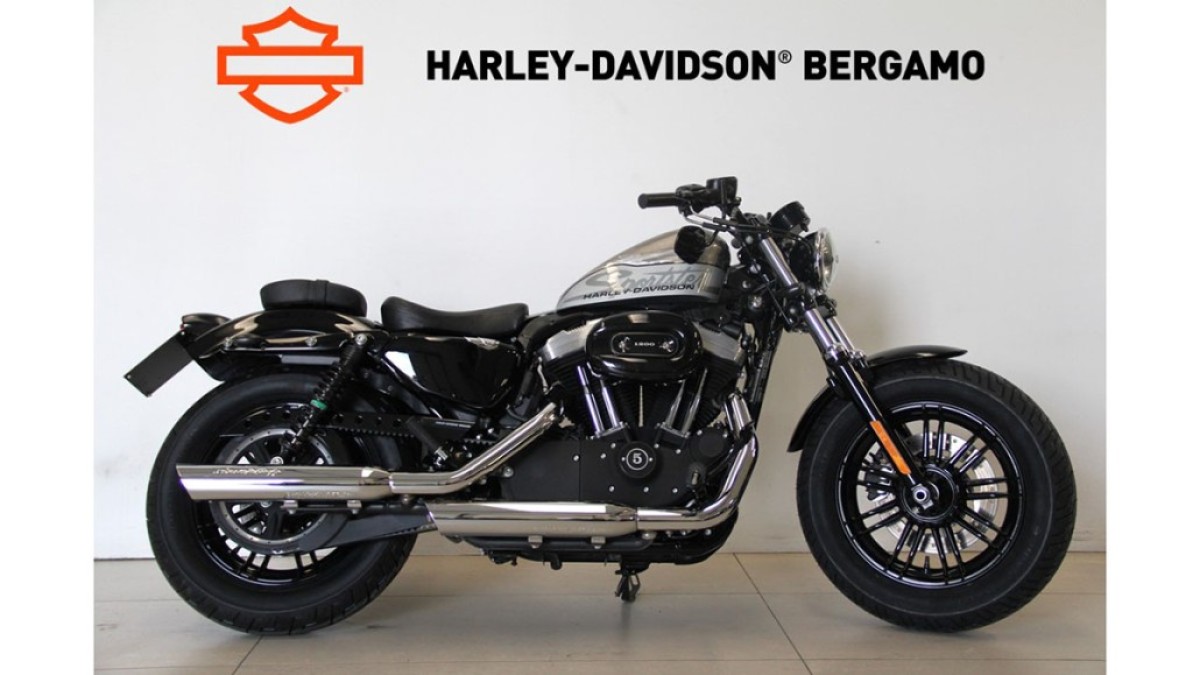 XL1200X FORTY EIGHT MY2011