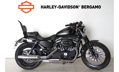 XL883N 883 IRON MY2011